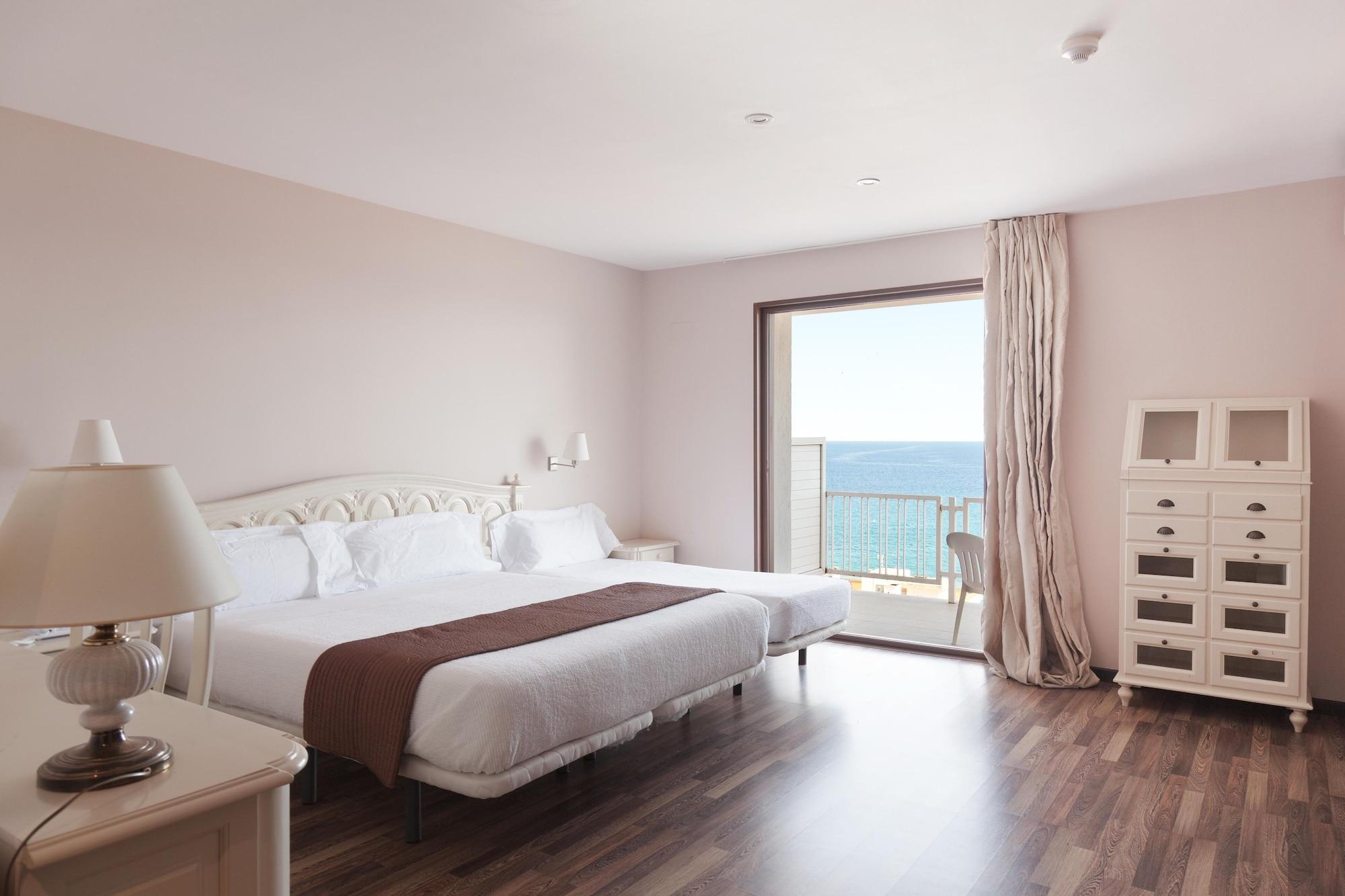 Hotel Roger De Flor By Seleqtta يوريت دي مار المظهر الخارجي الصورة