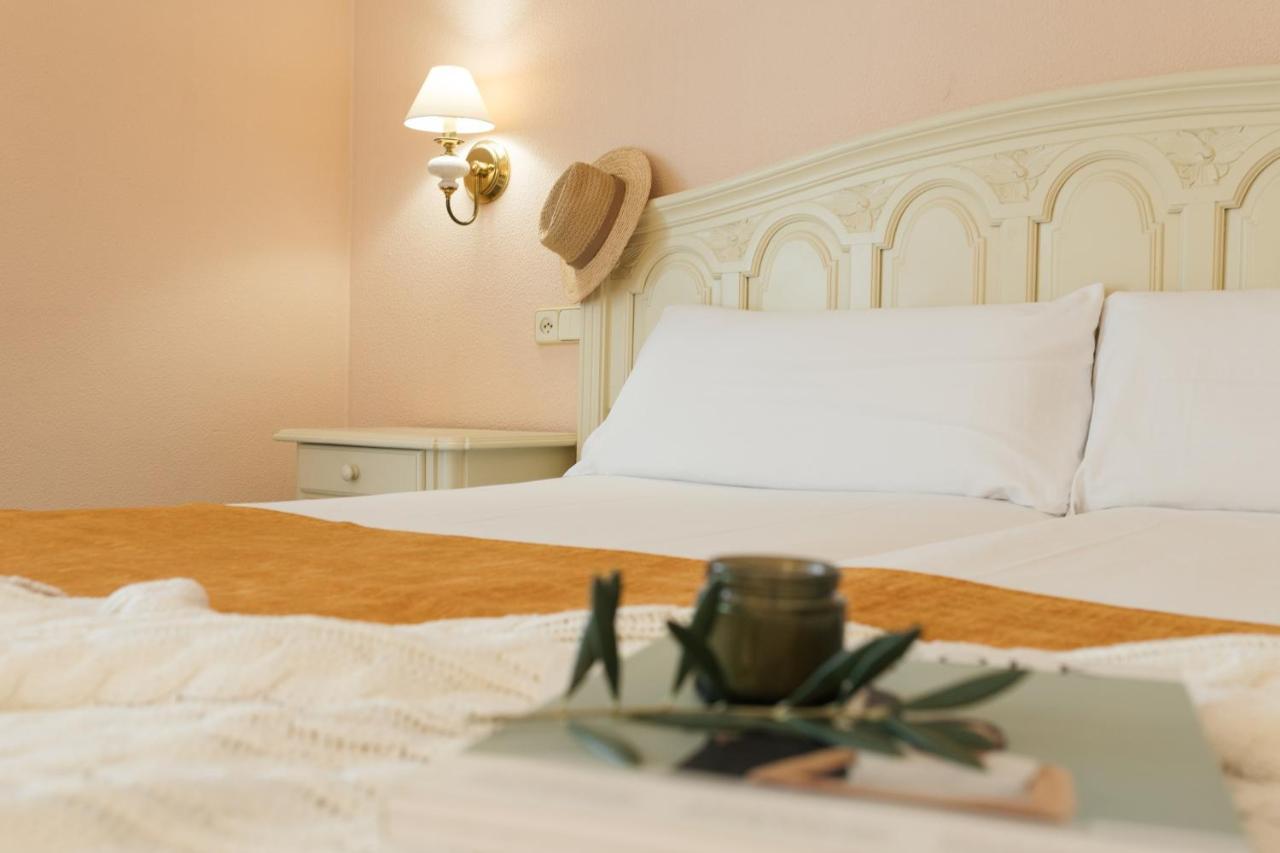 Hotel Roger De Flor By Seleqtta يوريت دي مار المظهر الخارجي الصورة